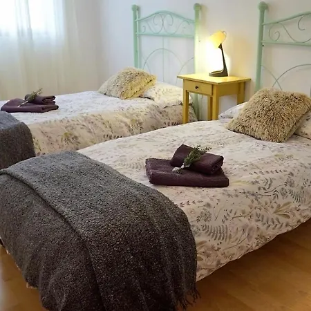 Estelas De Cantabria * Corrales De Buelna